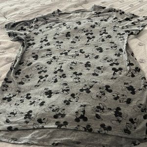 Disney Mickey and Minnie T shirt